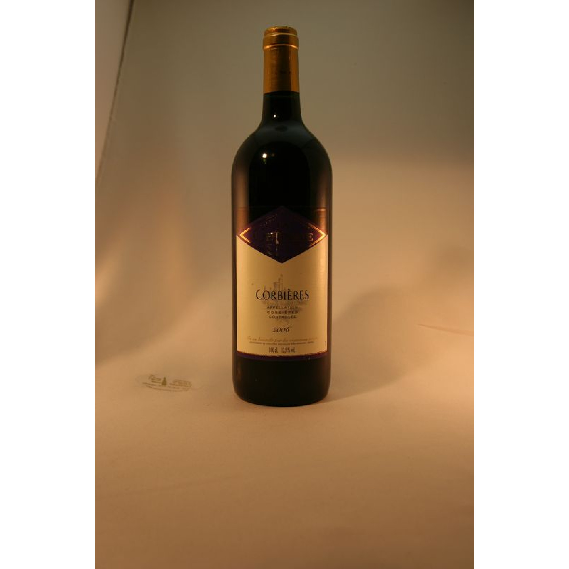 Corbieres AOC La Chenaie AOC rouge 2011 1,00l Corbieres AOC La Chenaie AOC rouge 2011 1,00l